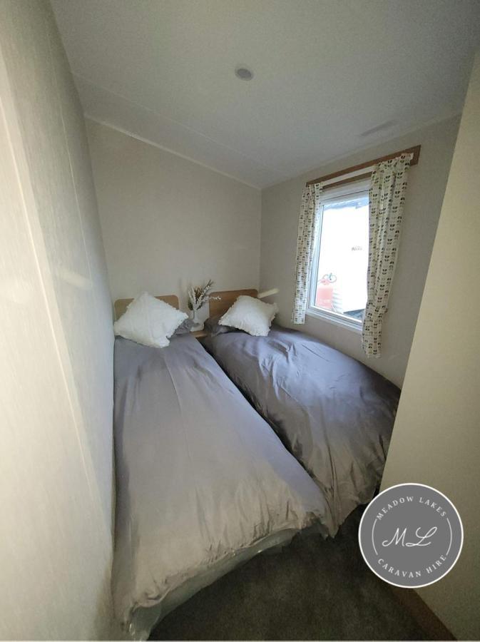 Palm Grove 181- Golden Palm - Pet Friendly, Wifi, Central Heating, Bed Linen - Meadow Lakes Caravan & Lodge Hire Chapel St. Leonards Exterior foto